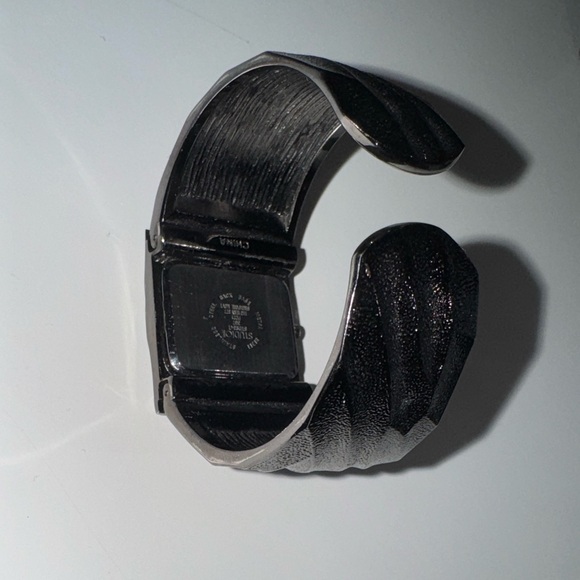 Studio Quartz Black Silver Cuff Watch | Rhinestones Textured Bracelet Band - Picture 5 of 6